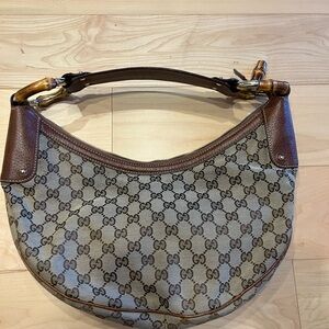 Gucci Signature Brown and Tan Bamboo Ring Hobo Bag